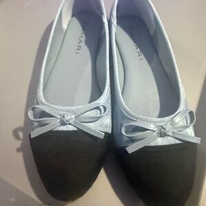 Tahari Women's Light Blue and Black Flats